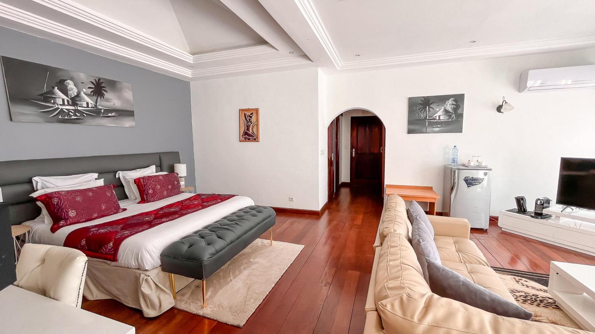 Residence Hoteliere Oceane 利伯维尔 外观 照片