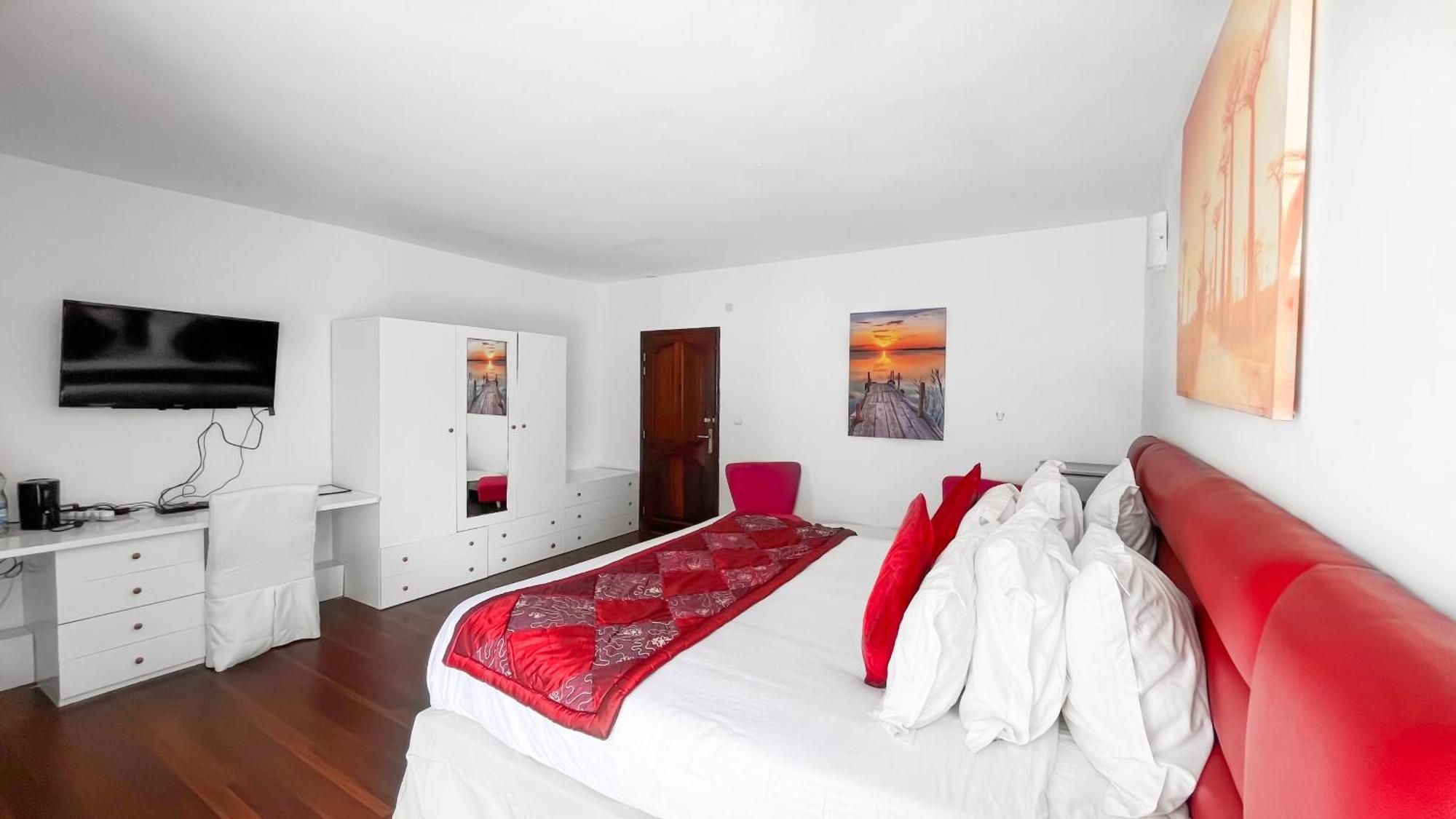 Residence Hoteliere Oceane 利伯维尔 外观 照片