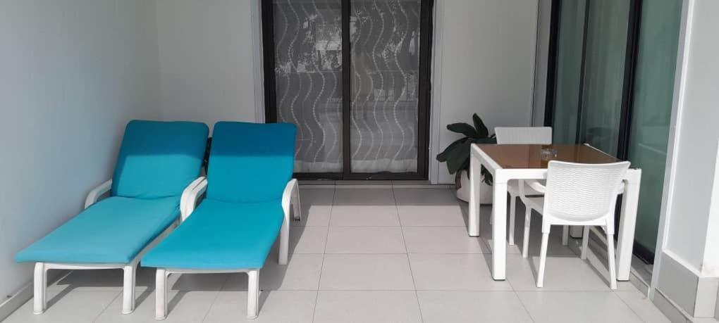 Residence Hoteliere Oceane 利伯维尔 外观 照片
