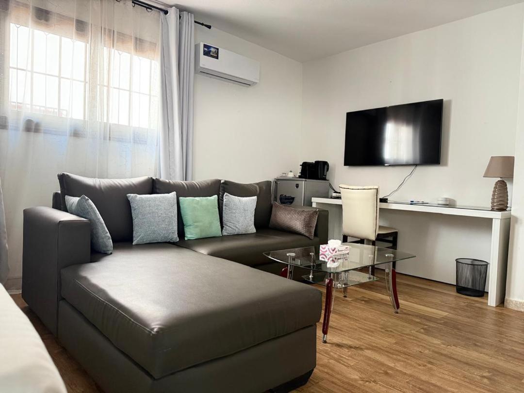 Residence Hoteliere Oceane 利伯维尔 外观 照片