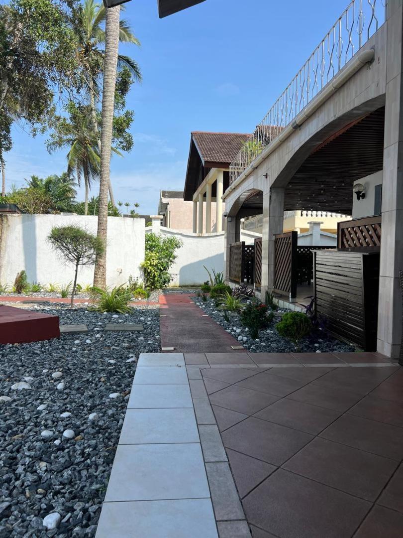 Residence Hoteliere Oceane 利伯维尔 外观 照片