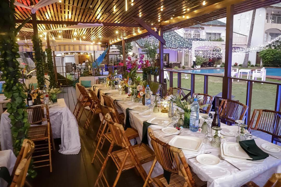 Residence Hoteliere Oceane 利伯维尔 外观 照片