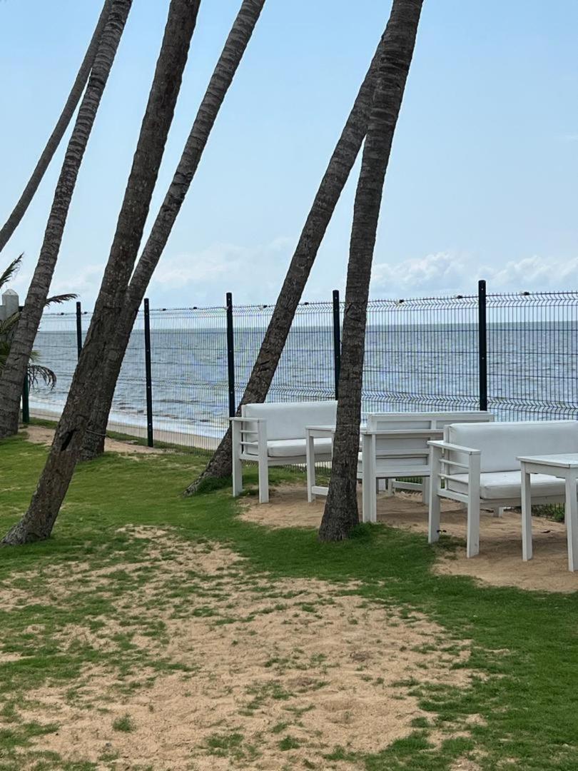 Residence Hoteliere Oceane 利伯维尔 外观 照片