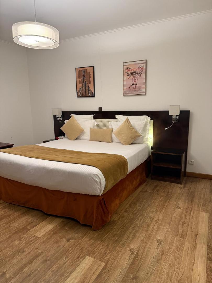 Residence Hoteliere Oceane 利伯维尔 外观 照片