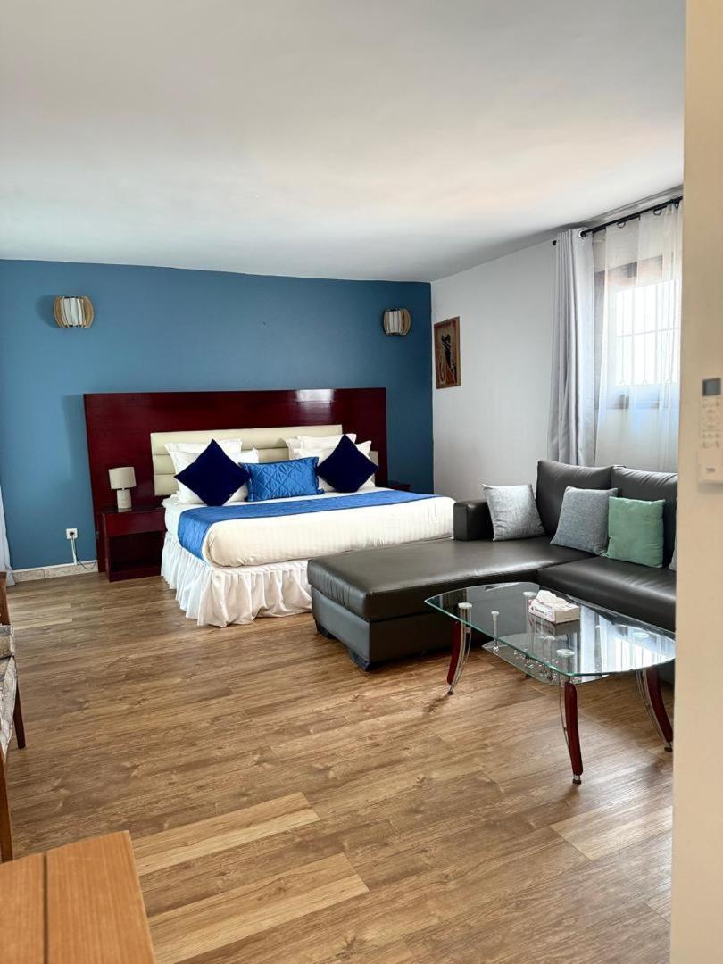 Residence Hoteliere Oceane 利伯维尔 外观 照片
