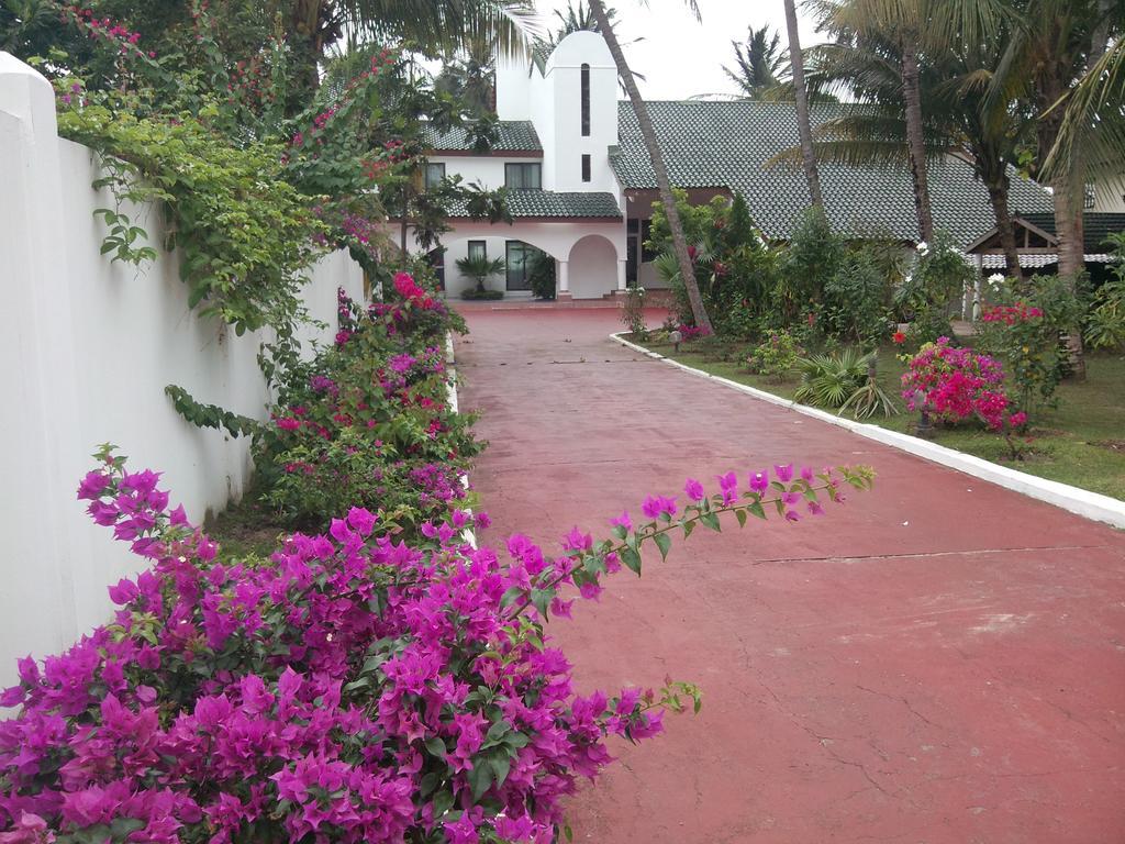 Residence Hoteliere Oceane 利伯维尔 外观 照片